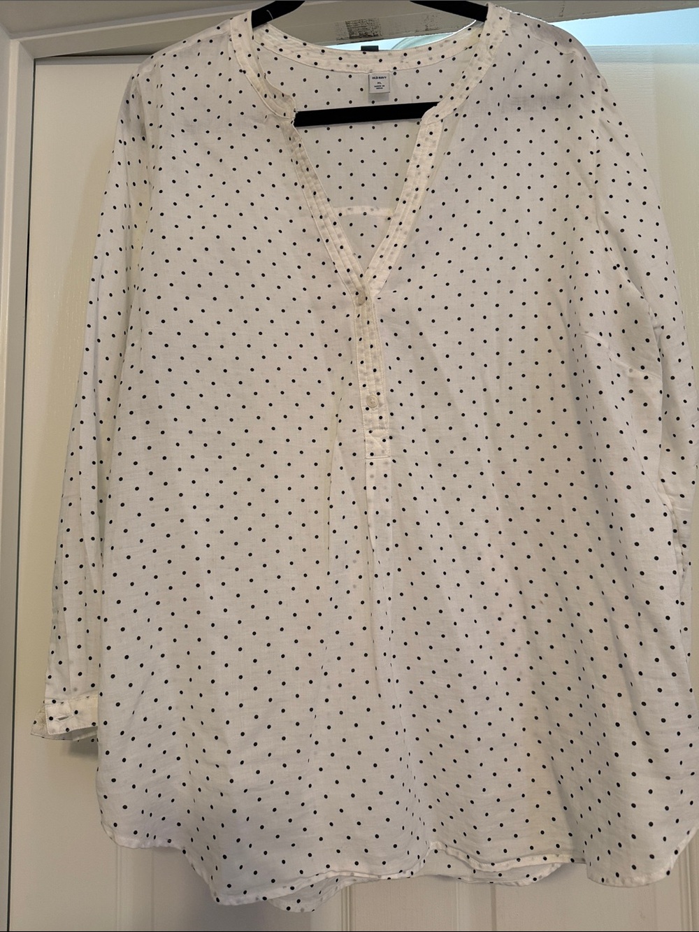 Old Navy White Polka Dot Tunic Blouse 100% cotton